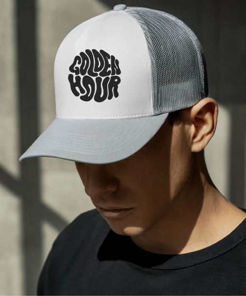 GOLDEN HOUR Trucker Cap – Retro Vibes, Everyday Glow